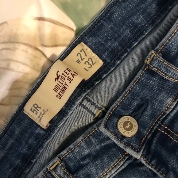 Hollister Jeans ✨ - Picture 3 of 4
